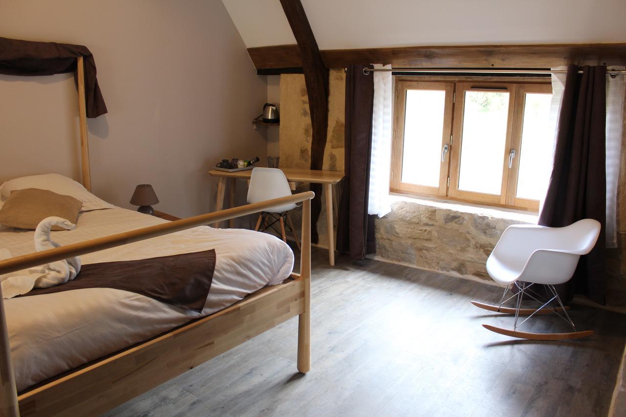 A La Croisee Des Vallees Bed & Breakfast Figeac Eksteriør bilde